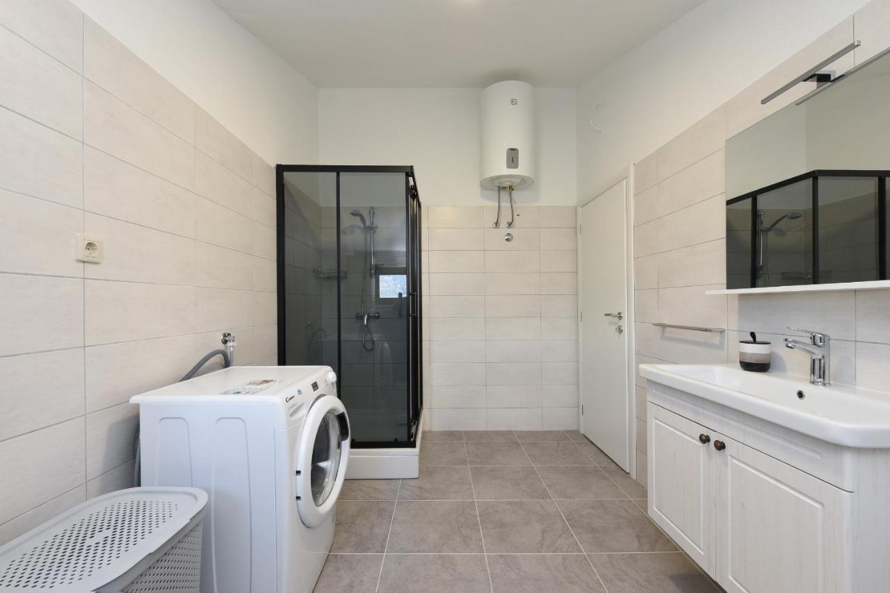 Apartman Magas With Private Pool Vinjerac Exteriér fotografie